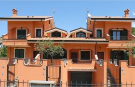 Trifamiliare Poggio Grottaferrata b4