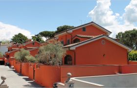 Trifamiliare Cedro T7